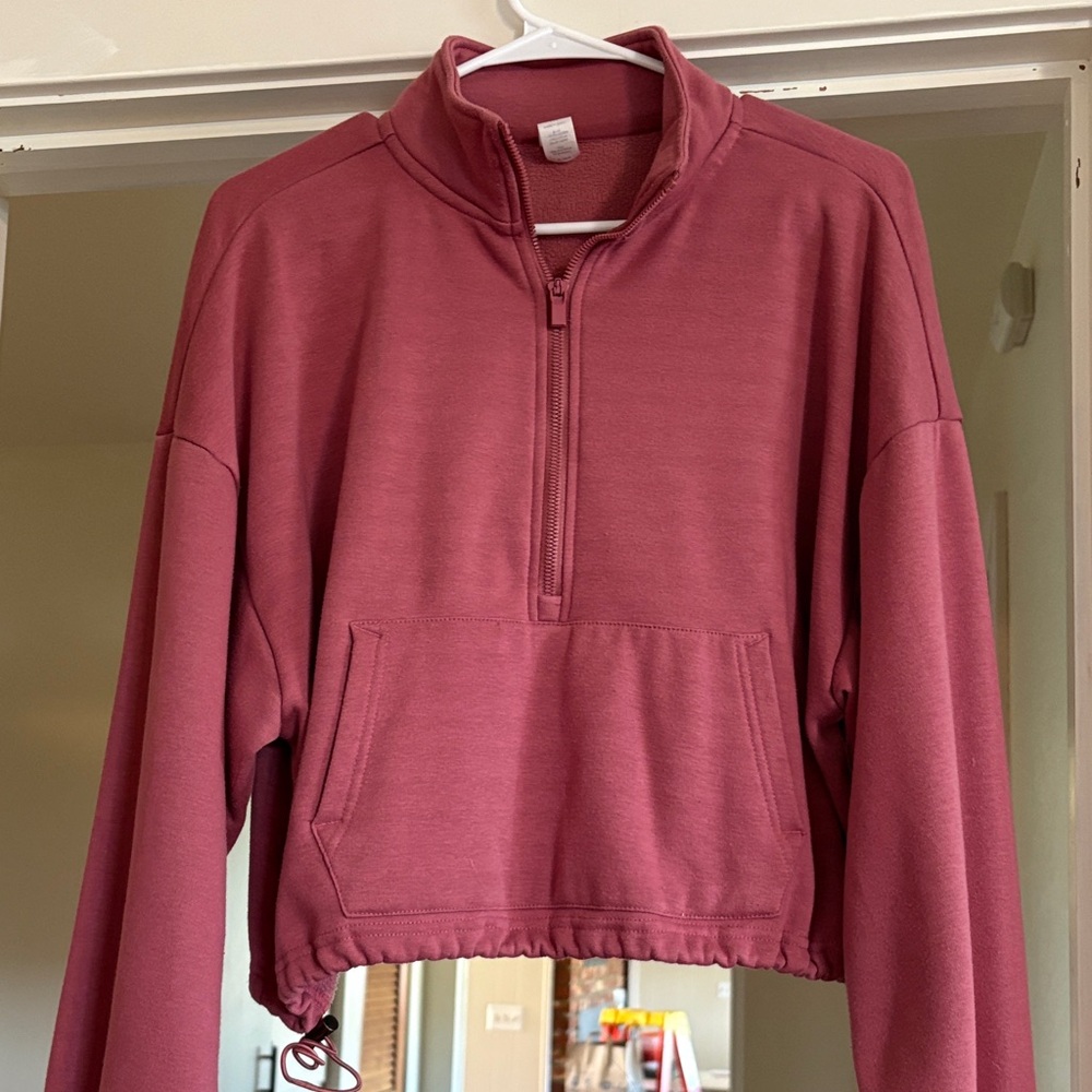 Women's cropped 1/2-Zip Maroon Sweater